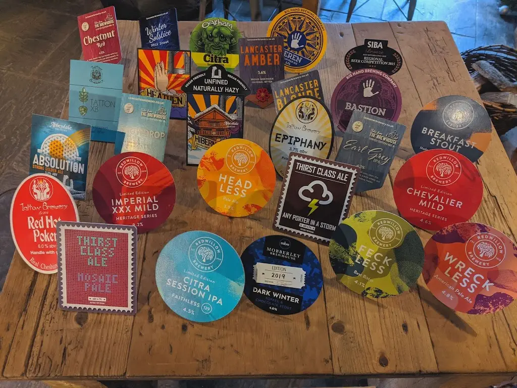 Menu_The White Bear_Middlewich_immagine_3