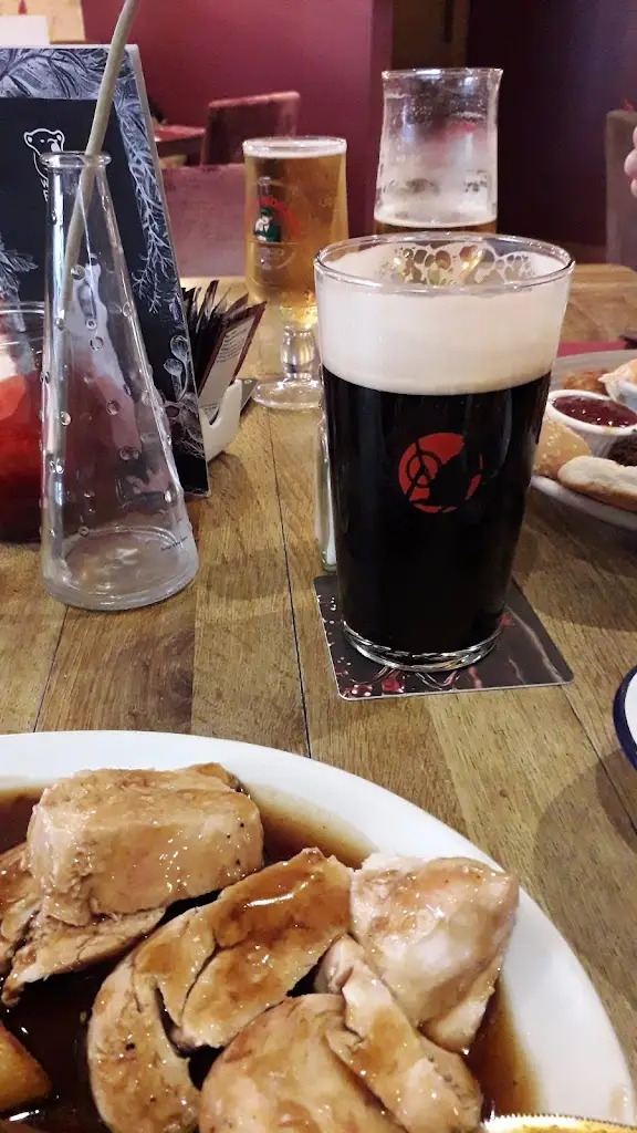 Easy Life_The White Bear_Middlewich_recensione