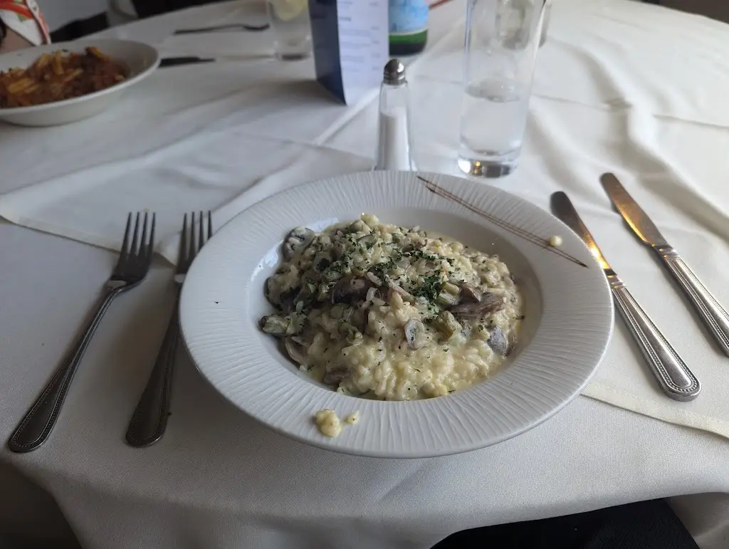 Menu_Bellavista Restaurant_Milnrow_image_8