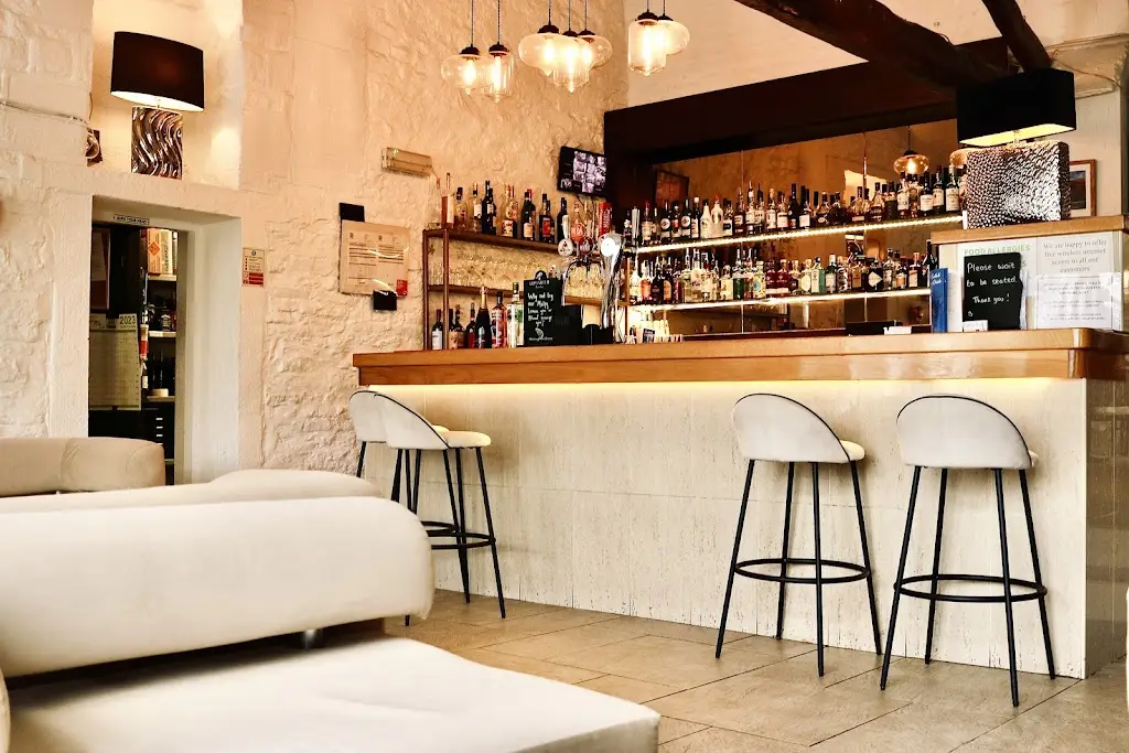 Bellavista Restaurant restaurant in Milnrow