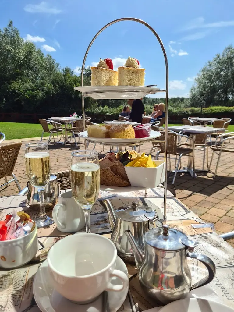 julie Boularesse_Reeds Functions & Events_Mexborough_review