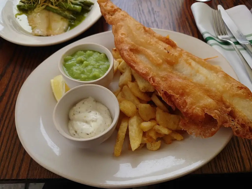 Menu_The Crown_Minchinhampton_image_4