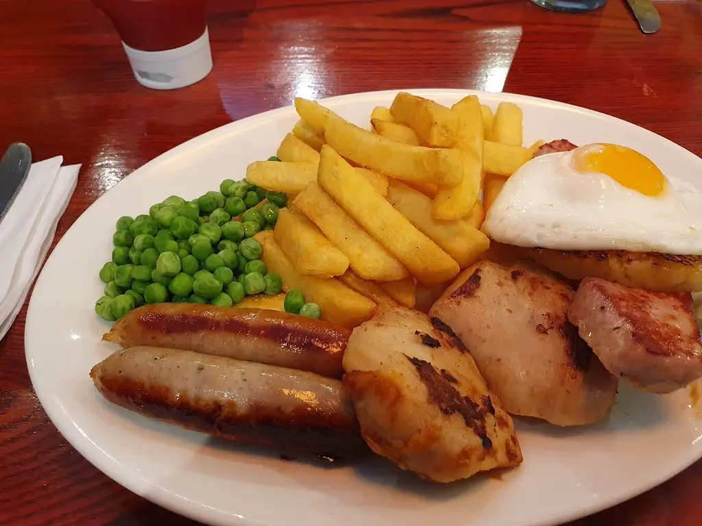 Menu_Half Moon Mildenhall_Mildenhall_image_5