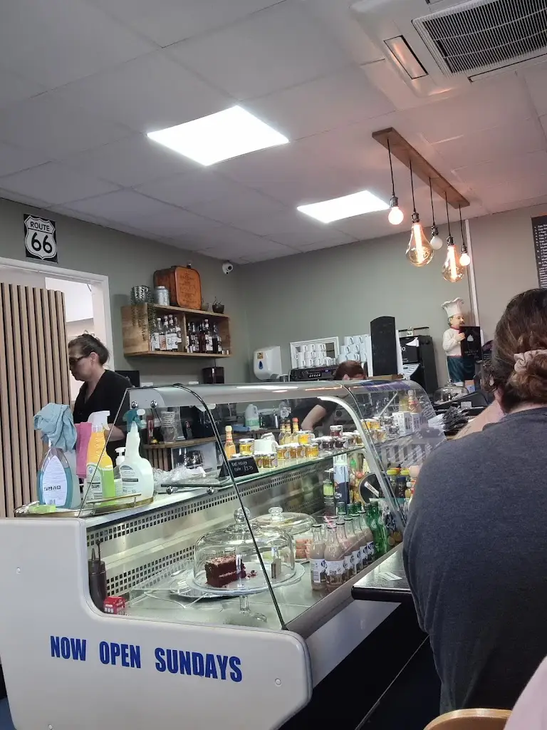 Marc-Eric Minard_Angels Cafe_Mildenhall_Bewertung