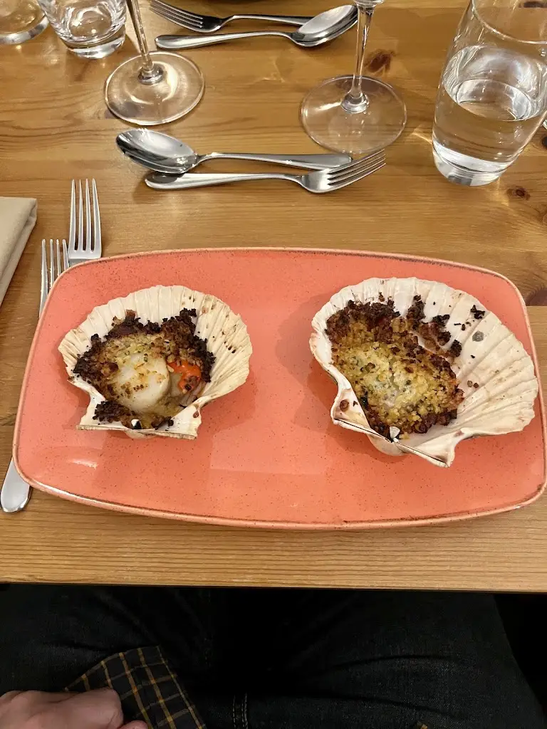 Adam Venn_Vana Bar & Restaurant_Midsomer Norton_recensione