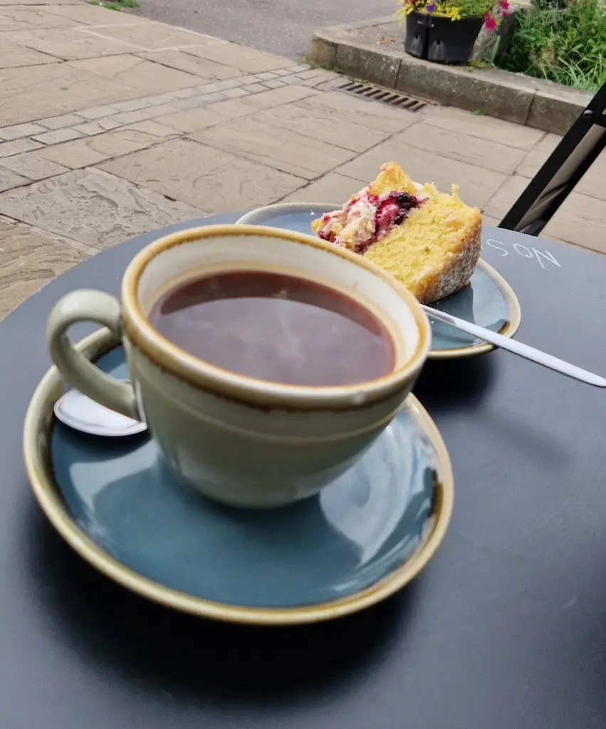 Leonardo Fiocco_Jacarandas_Midsomer Norton_review