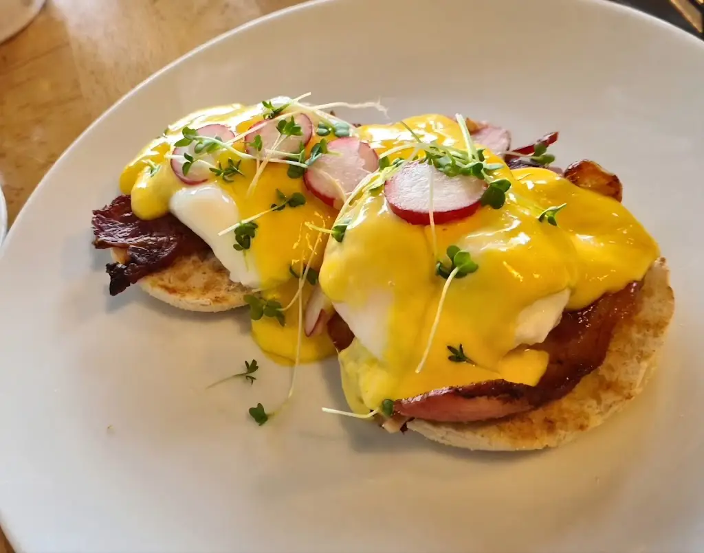 Jacarandas_Midsomer Norton_slider_image_2