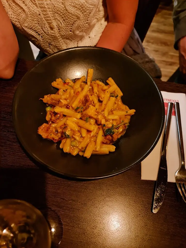 Eve Chan-Baker_Castello_Midsomer Norton_reseña