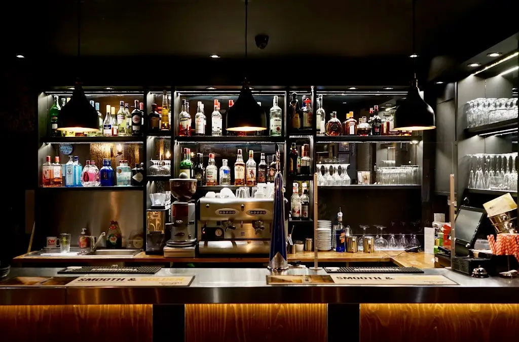 Castello_Midsomer Norton_slider_image_3