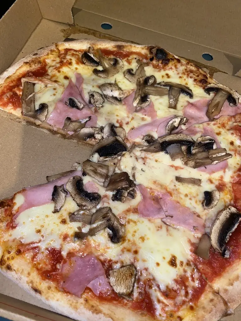 Charlotte Walton_LA SUPERCAZZOLA_Midsomer Norton_review