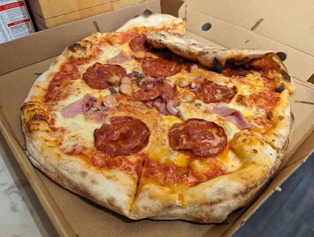 Alan Fowle_LA SUPERCAZZOLA_Midsomer Norton_review