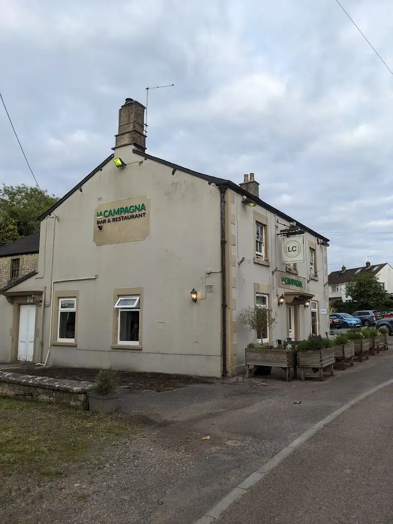 R R_La Campagna_Midsomer Norton_recensione