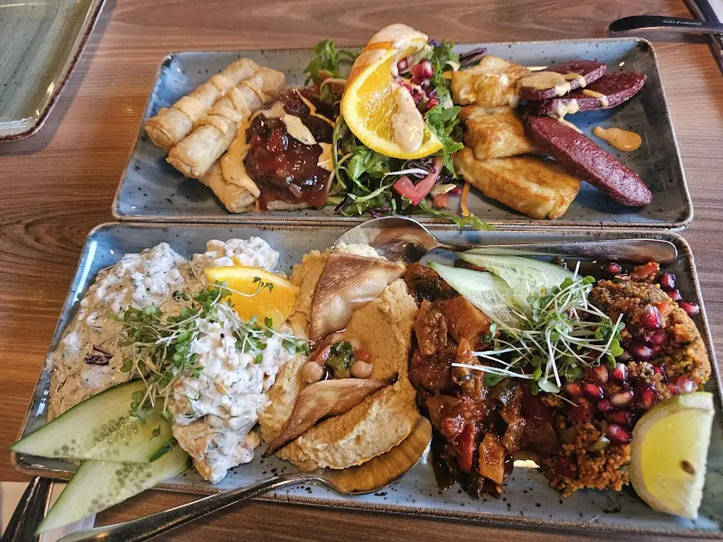 Olive Tree Turkish Mediterranean Restaurant and Bar_Milton Keynes_slider_image_3