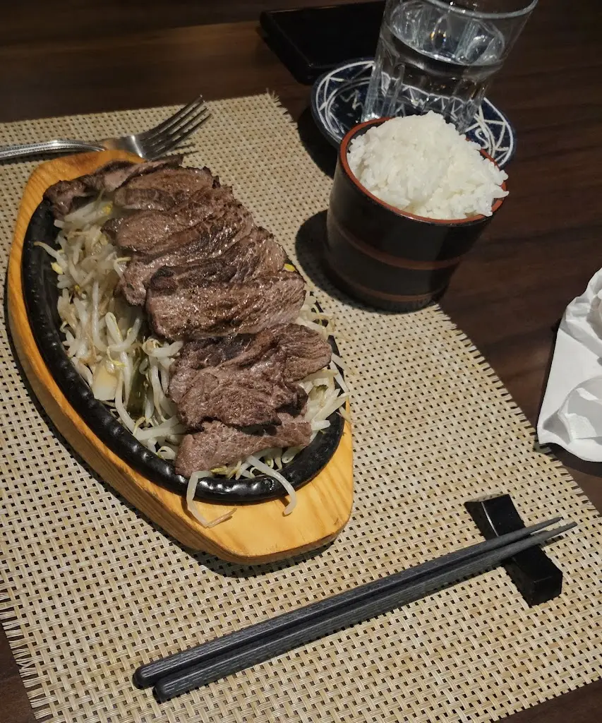 Shagufta A_Akasaka Korean& Japanese Restaurant_Milton Keynes_recensione