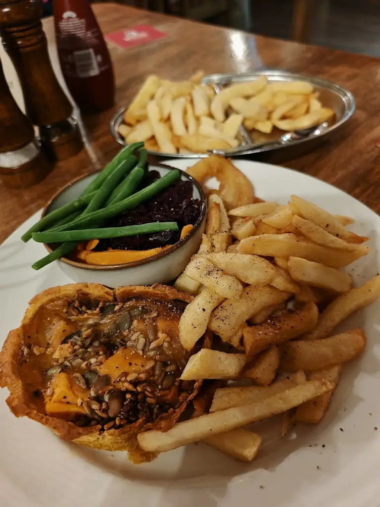 The Old Hand and Diamond Inn_Minsterley_slider_image_2