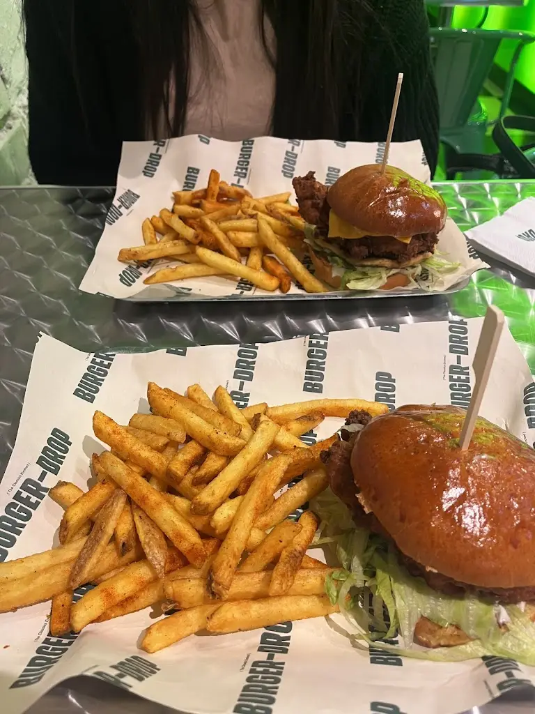 Gianina Tanase_BURGER-DROP Middlesbrough_Middlesbrough_review