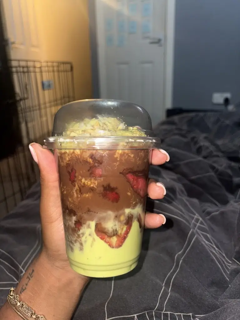 Alecia Lewis_Yum Yum Burgers & Desserts_Middlesbrough_Bewertung