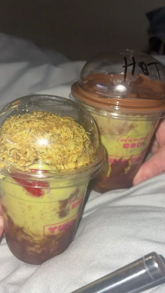 ruby hall_Yum Yum Burgers & Desserts_Middlesbrough_Bewertung