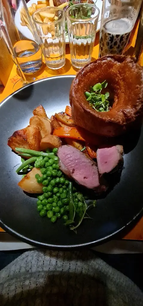 Menu_The Roebuck Inn_Mobberley_image_5