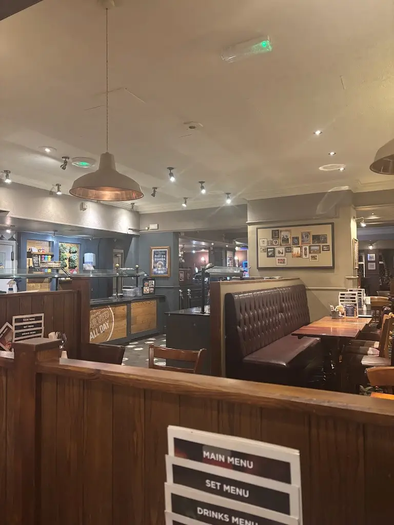 Emma Donaldson_The Wheatsheaf Inn_Mollington_review