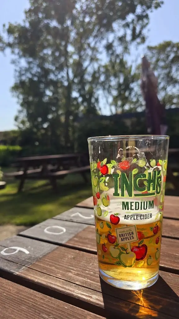 fletch UK_The Smugglers Inn_Milford on Sea_review