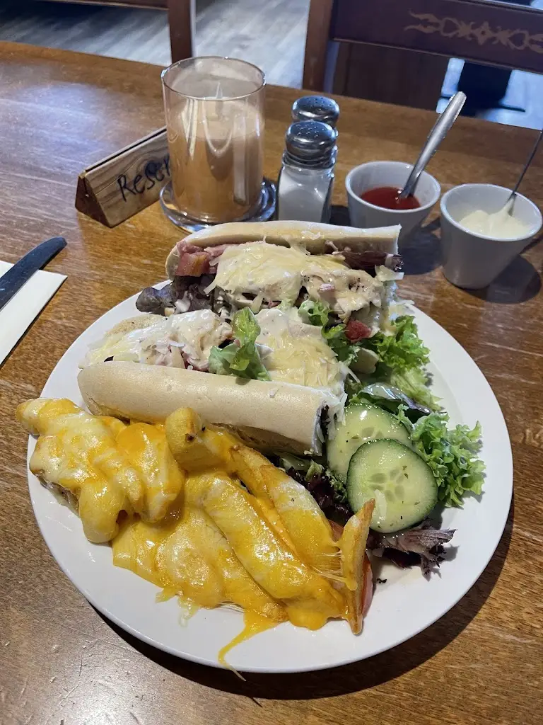 The Smugglers Inn_Milford on Sea_slider_image_2