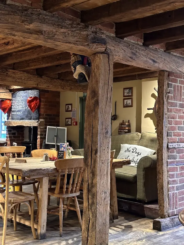 The Smugglers Inn_Milford on Sea_slider_image_3