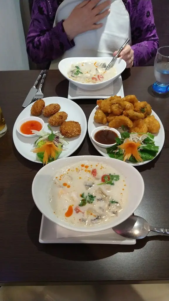 Menu_Britannia Thai_Milford on Sea_image_5