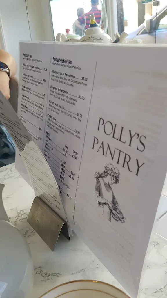 Harry Cordon_Polly's Pantry_Milford on Sea_review