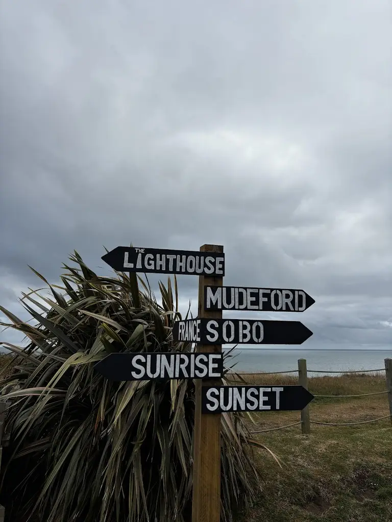 Richard Millington_The Cliff House_Milford on Sea_review