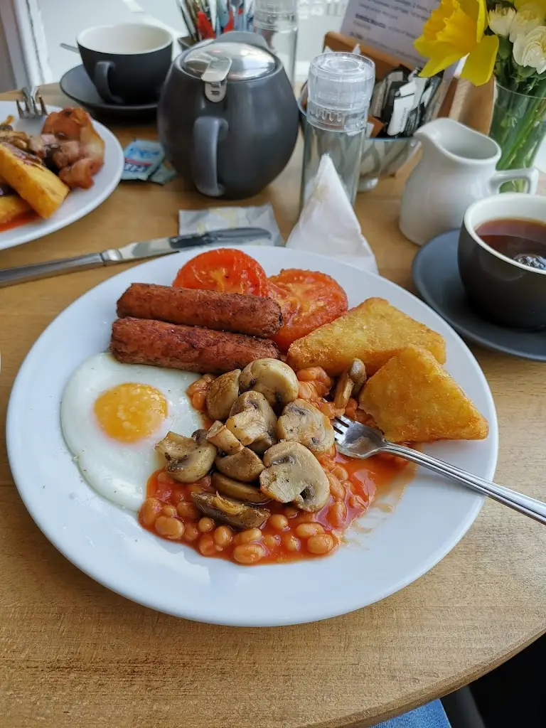 Sky Me_Pickled Weasel_Milford on Sea_review