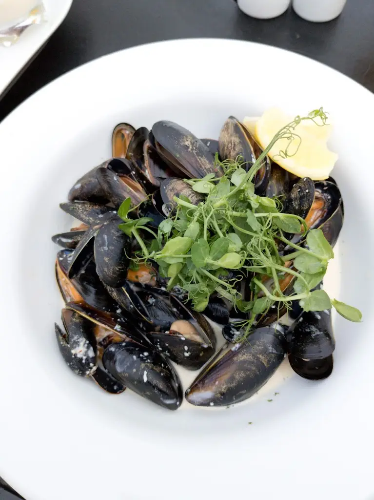 Menu_Pebble Beach Restaurant_Milford on Sea_image_5