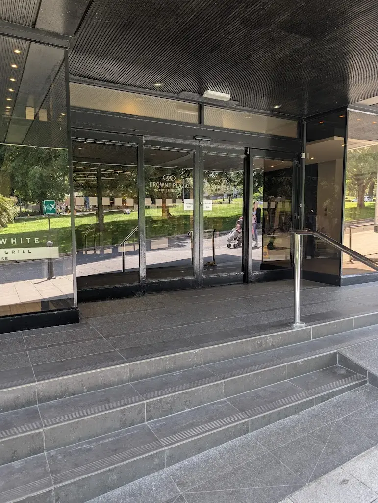 Jenny Routley_Crowne Plaza Plymouth by IHG_Modbury_review