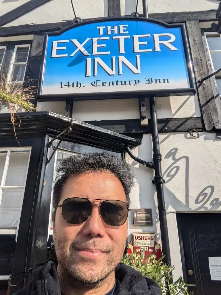 Mark Villarosa (MV)_The Exeter Inn_Modbury_review