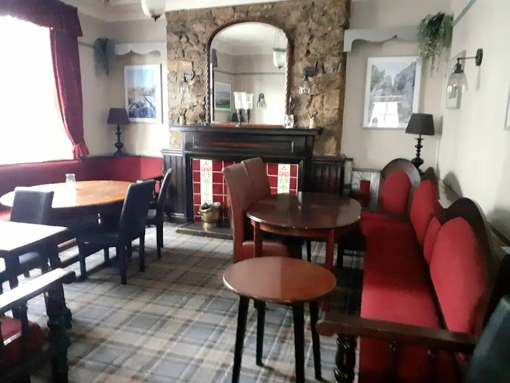 Gromit Stanley_The Bulls Head Hotel, Milnthorpe, Cumbria_Milnthorpe_review