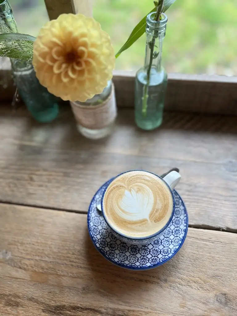 Sorelle_Motcombe_slider_image_3