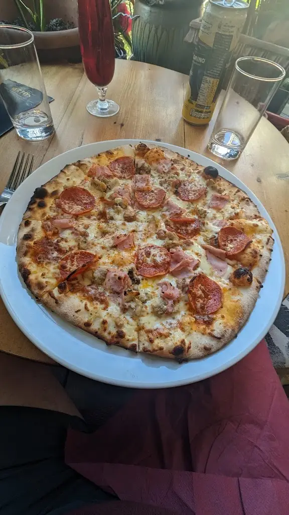 Menu_Berto's Pizza Restaurant_Moretonhampstead_image_9