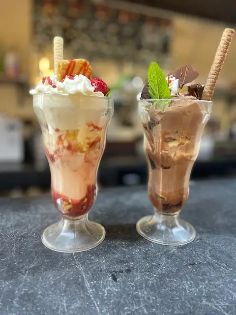 Browns Café_Mundford_slider_image_2