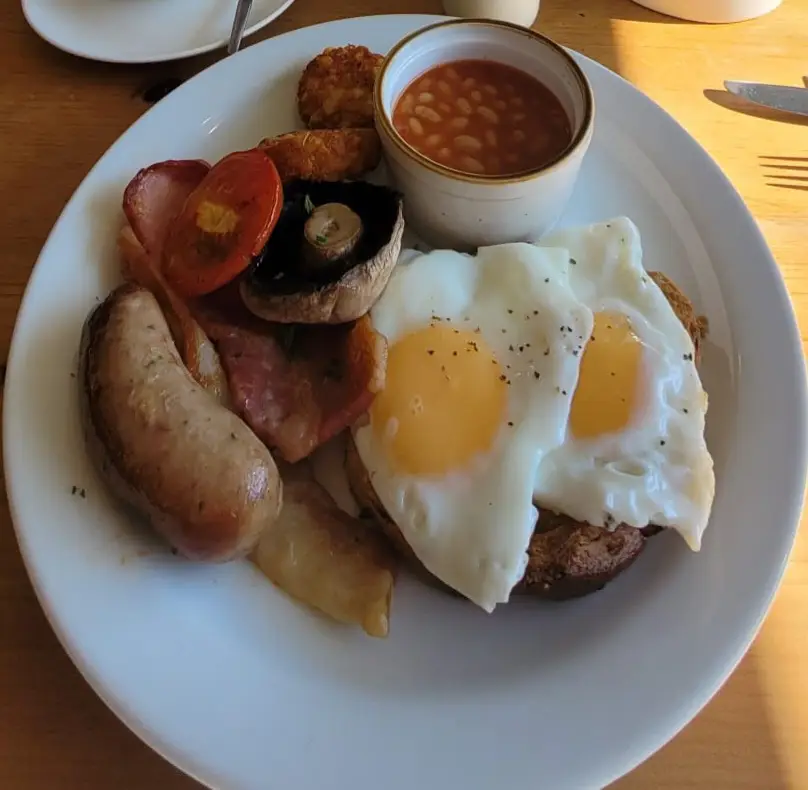 Browns Café_Mundford_slider_image_3