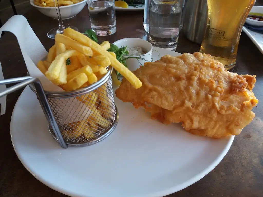 Menu_Castaways Wine Bar_Mylor Bridge_immagine_1