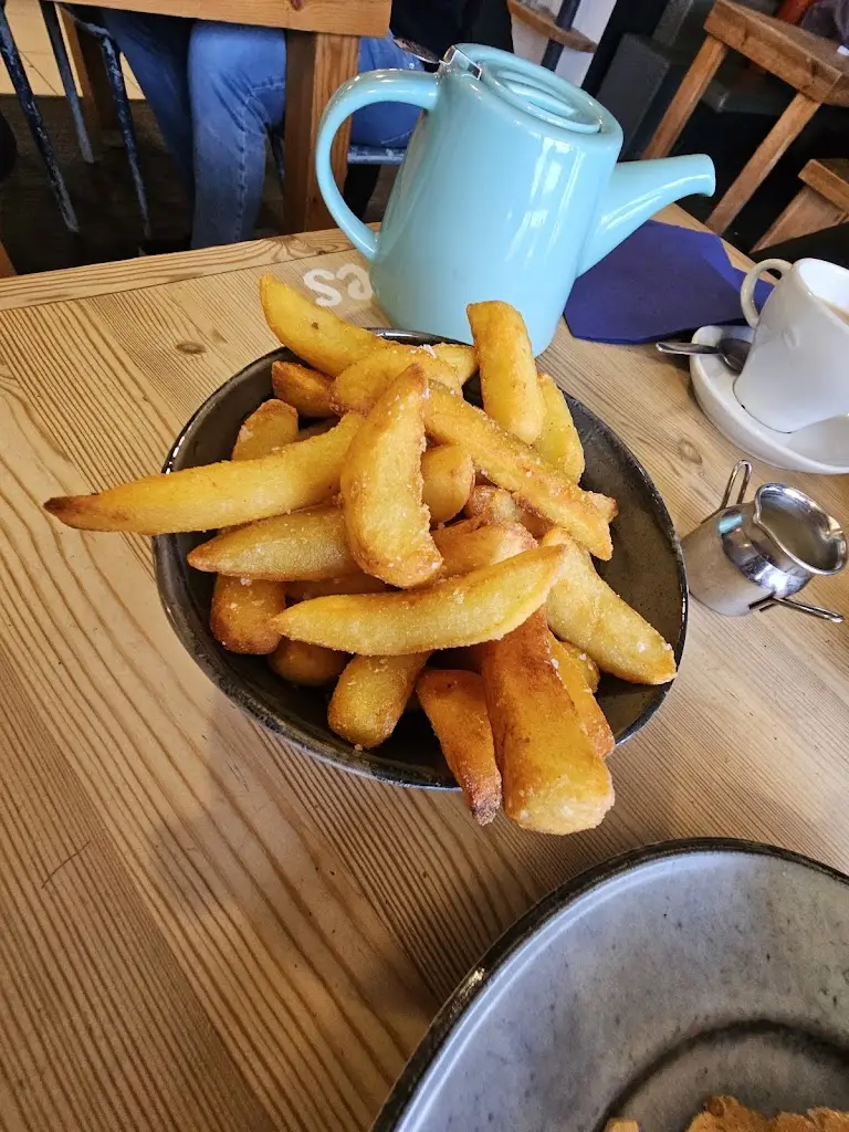 Adam Parr_Café Mylor_Mylor Bridge_review