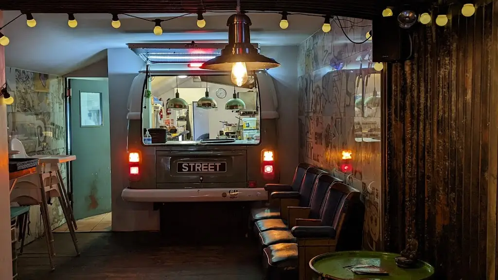 Street_Nantwich_slider_image_3