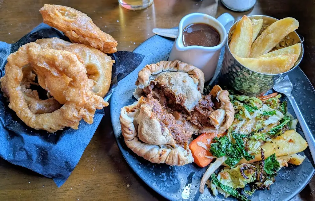 stevie bowen_The Cheshire Cat_Nantwich_review