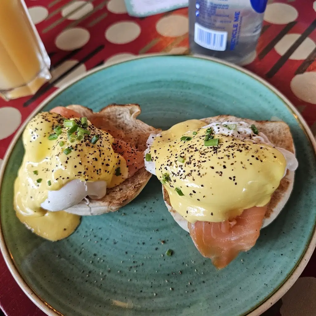 Russell Marshall_Falco Lounge_Barnsley_review