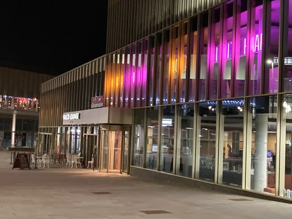 Falco Lounge_Barnsley_slider_image_3