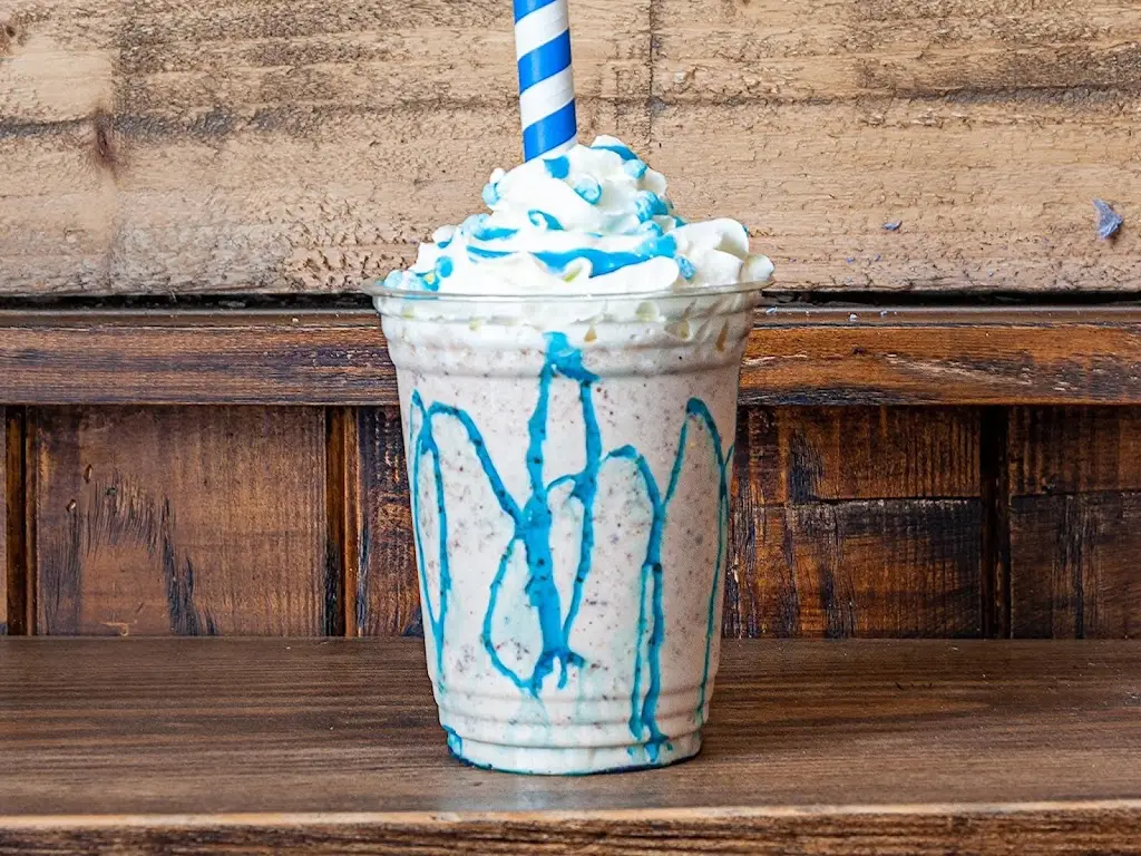 Henos_Mossley_slider_image_3