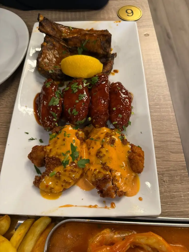 Paws Valley_Prawn Theory_Narborough_review