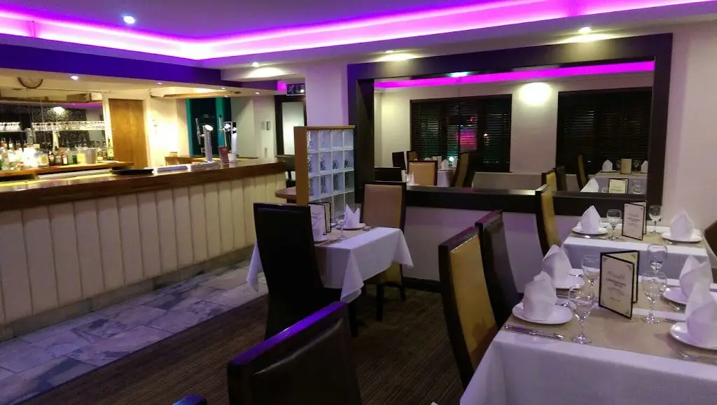 Cardamom Lounge restaurante en Narborough