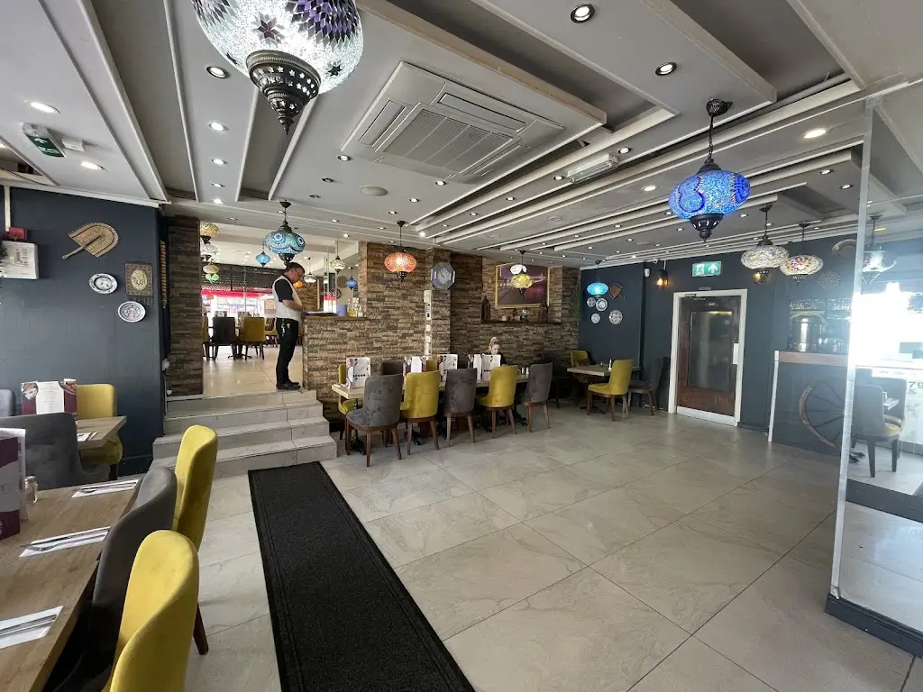 Istanbul Restaurant restaurant in Narborough