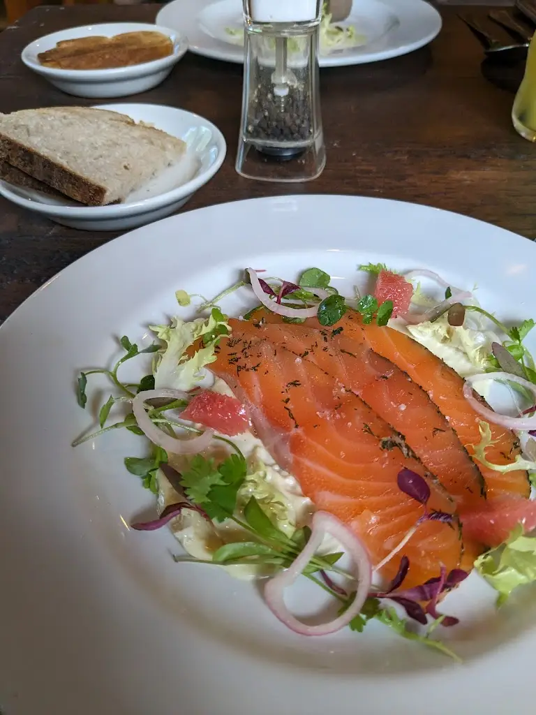 Menu_The Fox and Tree_Murton_image_9